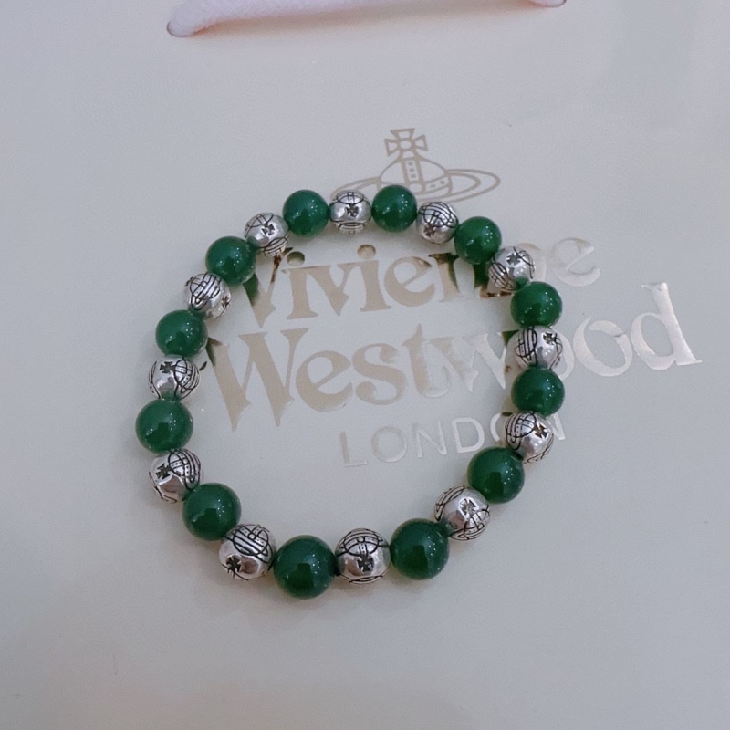 u1u1enne westwood